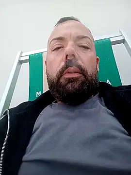 Snapshot of Romaeterna_ chatting on May 12, 7:05 am Romaeterna online show from May 12, 7:05 am