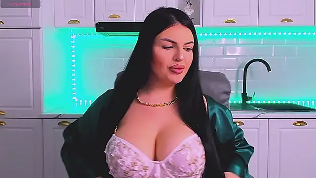 RheaLynn online show from February 5, 9:08 pm