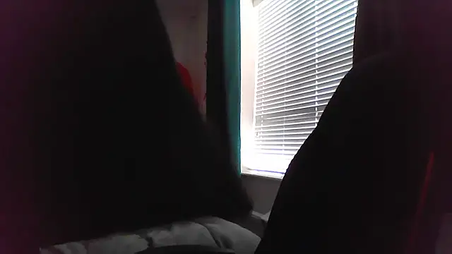 Snapshot of Maya_29x chatting on July 6, 1:41 pm Maya 29x online show from July 6, 1:41 pm
