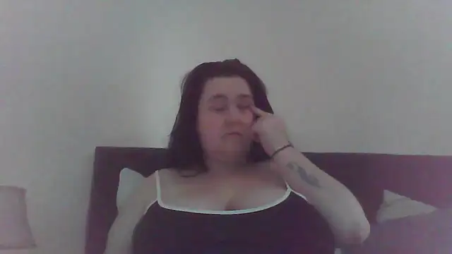 Snapshot of Maya_29x chatting on July 7, 10:19 am Maya 29x online show from July 7, 10:19 am