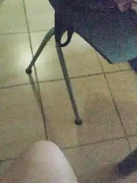 Snapshot of Shakyy6767 chatting on December 3, 9:57 pm Shakyy6767 online show from December 3, 9:57 pm