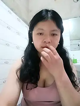 lisa-bae00 online show from February 14, 12:07 am