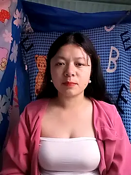 lisa-bae00 online show from February 19, 12:06 am