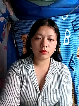 lisa-bae00 online show from March 5, 11:45 pm