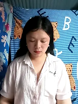 Snapshot of lisa-bae00 chatting on May 11, 1:06 pm lisa-bae00 online show from May 11, 1:06 pm