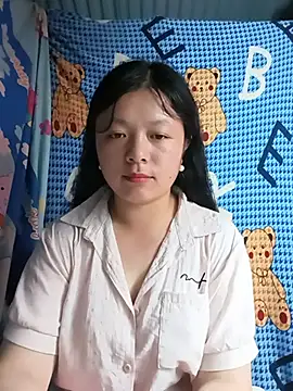 Snapshot of lisa-bae00 chatting on May 15, 1:29 pm lisa-bae00 online show from May 15, 1:29 pm