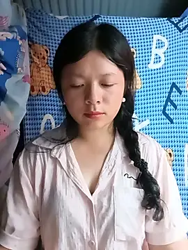 Snapshot of lisa-bae00 chatting on May 26, 12:12 pm lisa-bae00 online show from May 26, 12:12 pm