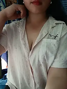Snapshot of lisa-bae00 chatting on May 31, 5:37 am lisa-bae00 online show from May 31, 5:37 am
