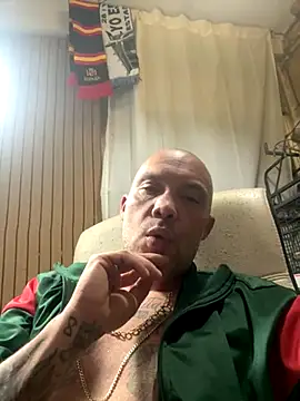 Snapshot of gitanoMad chatting on November 22, 7:46 pm gitanoMad online show from November 22, 7:46 pm