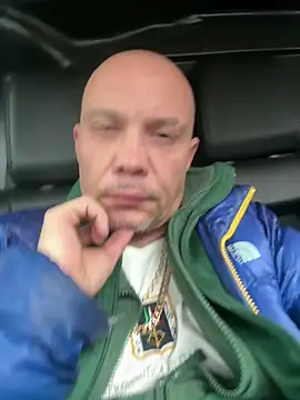 Snapshot of gitanoMad chatting on February 6, 10:29 am gitanoMad online show from February 6, 10:29 am