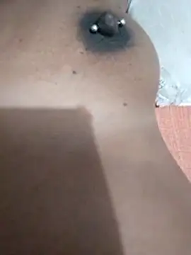 Snapshot of Jennyy31 chatting on February 12, 12:38 am Jennyy31 online show from February 12, 12:38 am