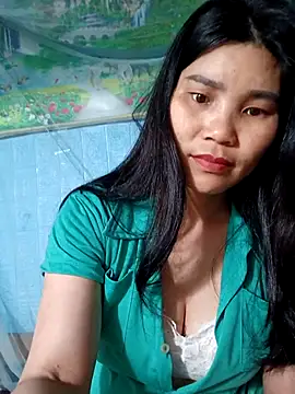 Snapshot of Bear_bear0 chatting on April 18, 10:21 pm Bear bear0 online show from April 18, 10:21 pm