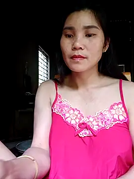 Snapshot of Bear_bear0 chatting on April 25, 1:30 am Bear bear0 online show from April 25, 1:30 am