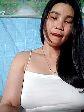 Snapshot of Bear_bear0 chatting on April 27, 5:11 pm Bear bear0 online show from April 27, 5:11 pm