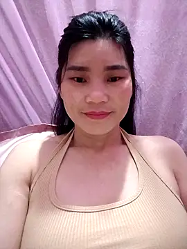 Snapshot of Bear_bear0 chatting on April 30, 10:58 pm Bear bear0 online show from April 30, 10:58 pm