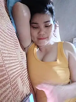 Snapshot of Bear_bear0 chatting on June 28, 12:27 am Bear bear0 online show from June 28, 12:27 am