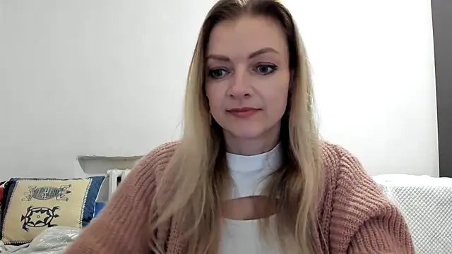 Salionne online show from March 19, 9:30 pm