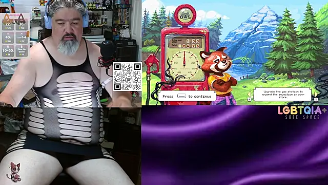 geekycastillo online show from June 20, 4:04 am