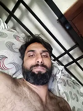 Snapshot of shail1987 chatting on July 14, 9:25 am shail1987 online show from July 14, 9:25 am