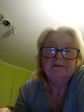 AmyLove353 online show from February 17, 8:59 pm