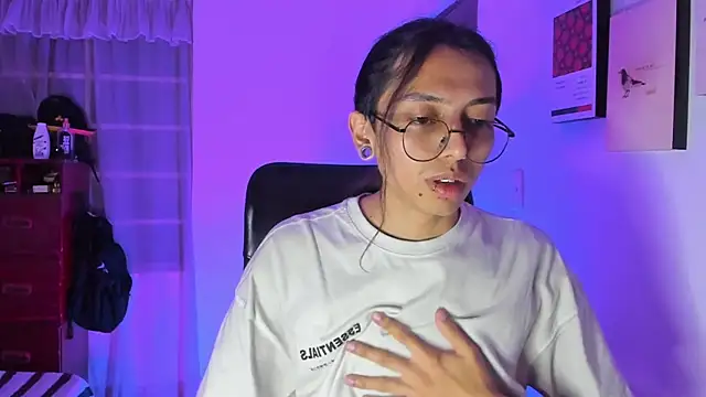  Astrea  online show from February 17, 2:19 am