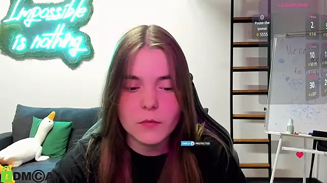 MiraaBloom online show from November 10, 3:00 pm