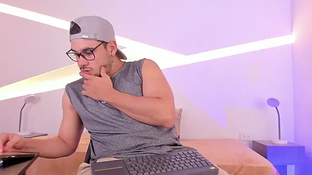 Jake muller1 online show from April 22, 1:19 am