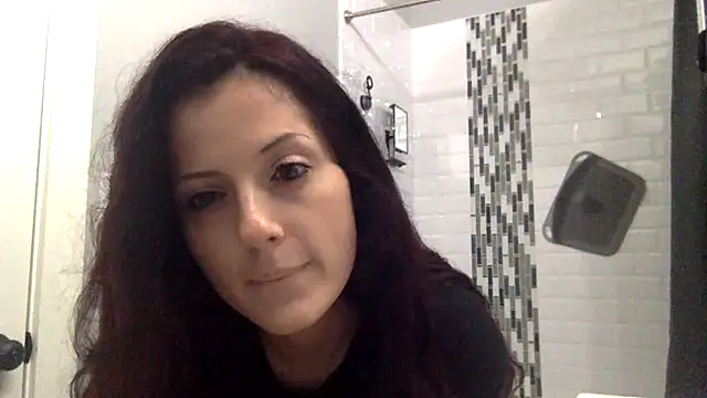 Snapshot of Niccollenic chatting on May 31, 9:27 am Niccollenic online show from May 31, 9:27 am