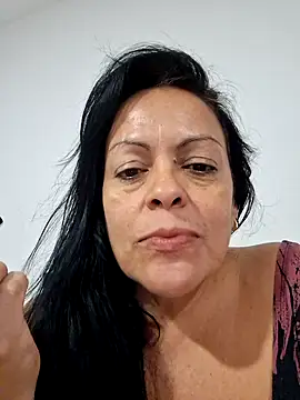 Snapshot of viviana-sexi chatting on February 11, 1:10 am viviana-sexi online show from February 11, 1:10 am