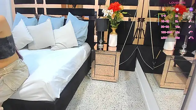 mirandaduboiss online show from February 16, 4:58 pm