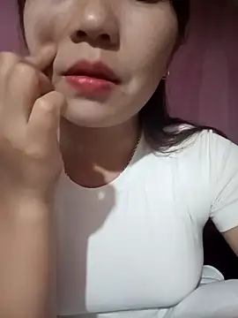 -Lanaa- online show from February 18, 2:18 am