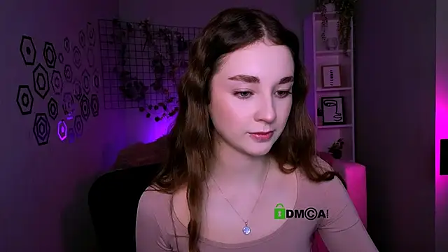 Snapshot of alisabliss chatting on December 16, 8:14 pm alisabliss online show from December 16, 8:14 pm