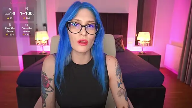 Snapshot of CassaBlaze chatting on May 18, 9:20 pm CassaBlaze online show from May 18, 9:20 pm