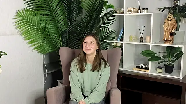 Snapshot of TawandaLegrotte chatting on October 23, 2:49 pm TawandaLegrotte online show from October 23, 2:49 pm