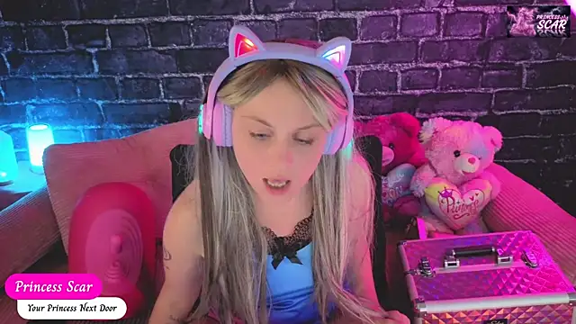 Snapshot of daddysprincess731 chatting on July 18, 12:48 am daddysprincess731 online show from July 18, 12:48 am