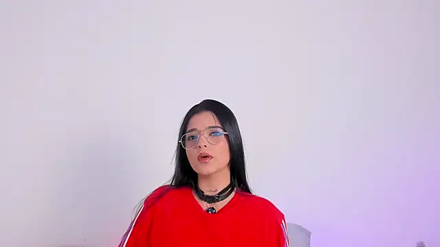 Sophie Duarte online show from March 1, 11:51 pm