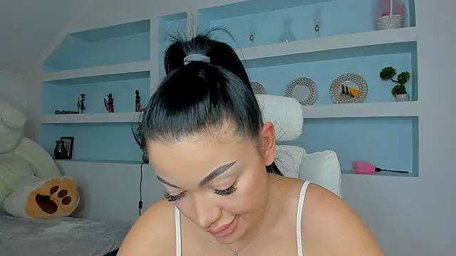 Snapshot of juliexxx chatting on January 17, 6:55 pm juliexxx online show from January 17, 6:55 pm