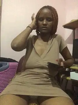 yummy-caramel online show from October 28, 8:00 pm