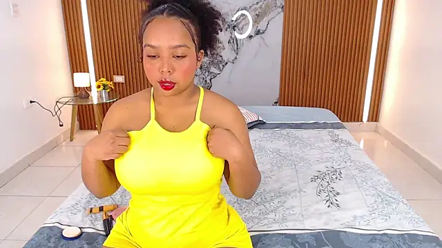 rosselyn  online show from February 22, 12:04 pm