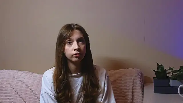 Snapshot of pretty_passenger chatting on November 1, 5:48 pm pretty passenger online show from November 1, 5:48 pm