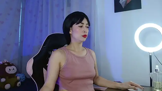 Snapshot of antonella_ed chatting on May 12, 6:05 pm antonella ed online show from May 12, 6:05 pm