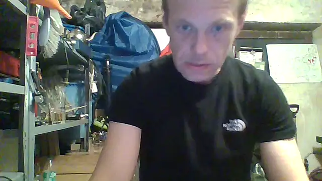 tommy3300 online show from April 9, 10:48 pm