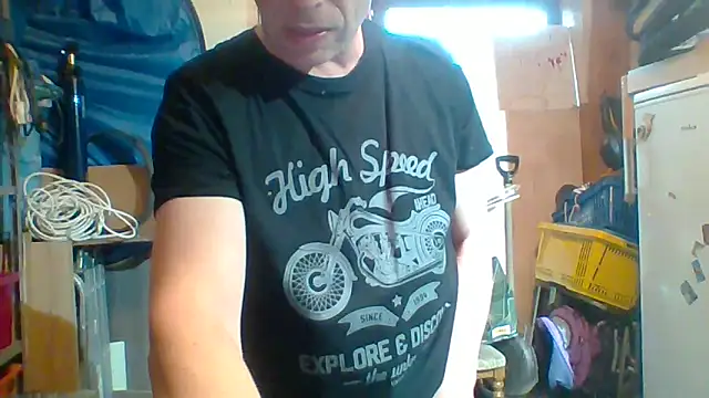 tommy3300 online show from April 12, 5:45 am