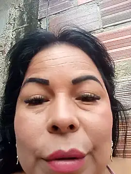 Snapshot of mother2-divorced chatting on May 7, 1:27 pm mother2-divorced online show from May 7, 1:27 pm