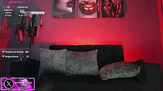 Misterss-Nyxxx online show from February 18, 11:01 pm