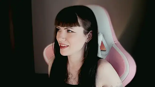 Snapshot of astra_rift chatting on June 23, 9:46 pm astra rift online show from June 23, 9:46 pm