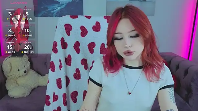 Snapshot of Emma_Kirks chatting on May 4, 12:34 pm Emma Kirks online show from May 4, 12:34 pm