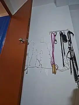 Kitty Kalifa online show from February 10, 4:38 am