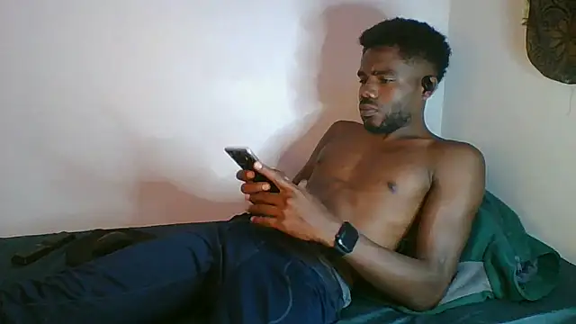 Snapshot of Suamyst_25 chatting on June 28, 4:46 pm Suamyst 25 online show from June 28, 4:46 pm