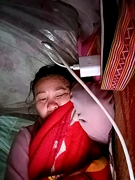 Snapshot of chich-bong chatting on January 8, 12:02 am chich-bong online show from January 8, 12:02 am